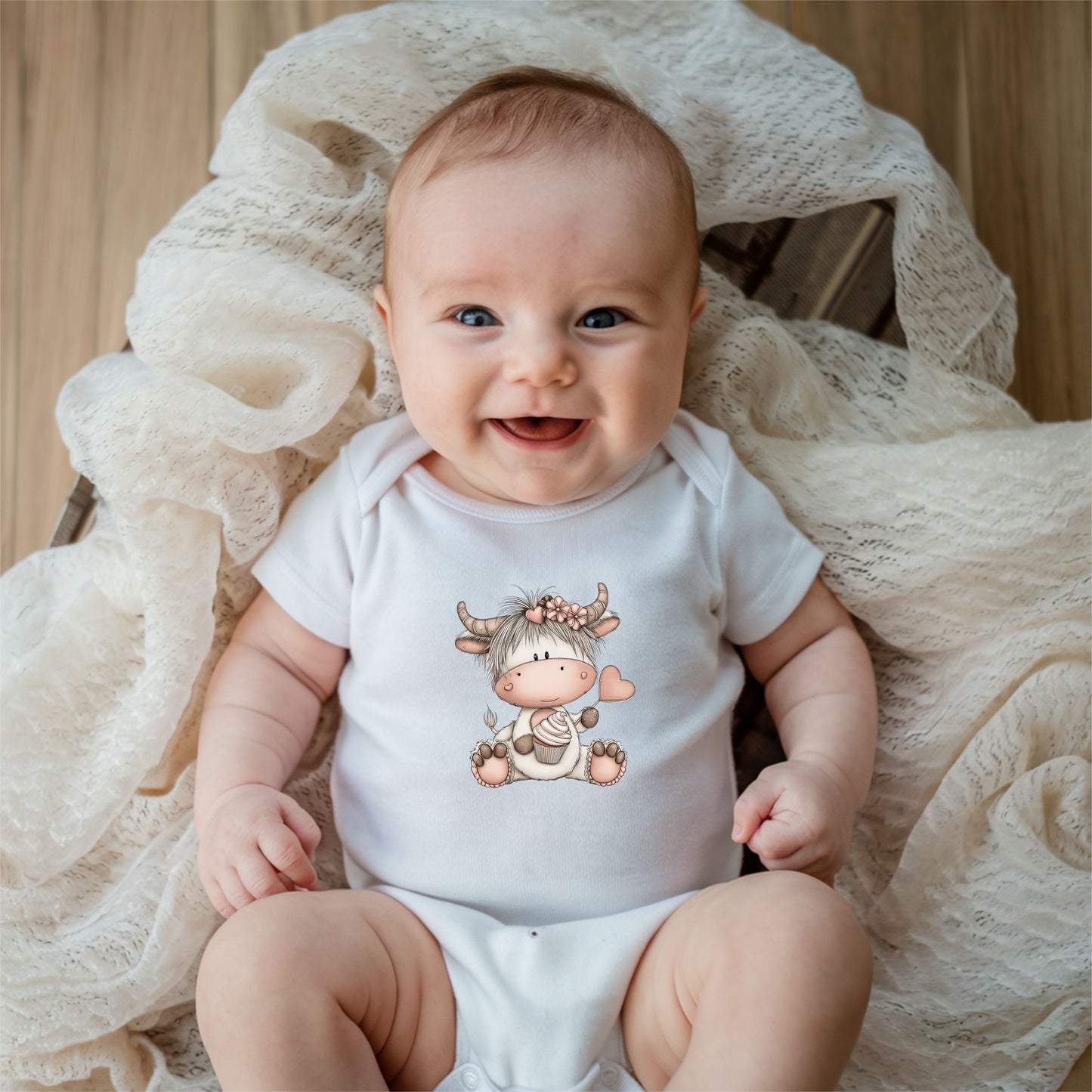 Little Highland Cow Baby Bodysuit – Soft Neutral Farm Animal Design Onesie