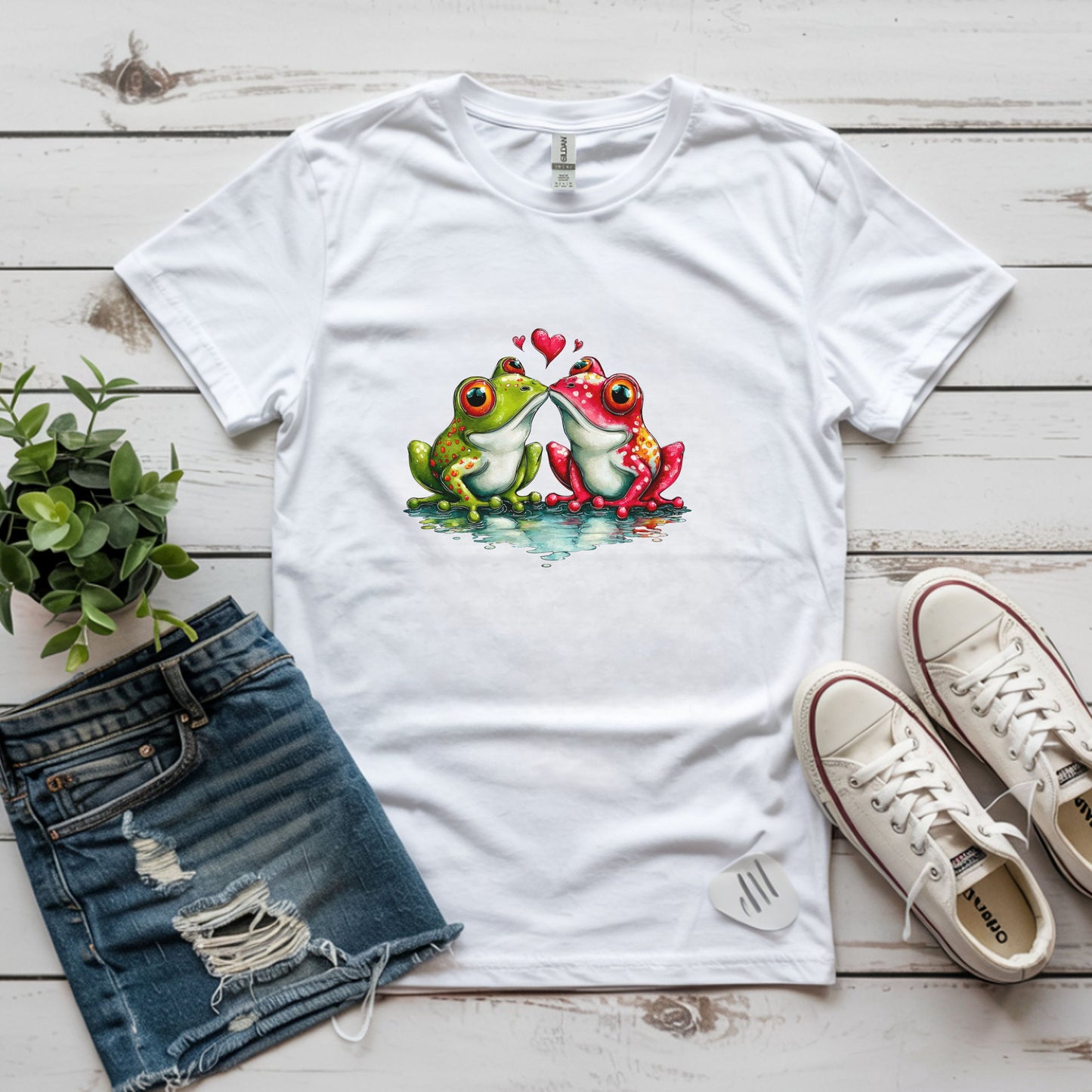 Toadally in Love Frog Romance Graphic Valentine Love T-Shirt